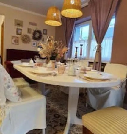 Apartment Schoene In